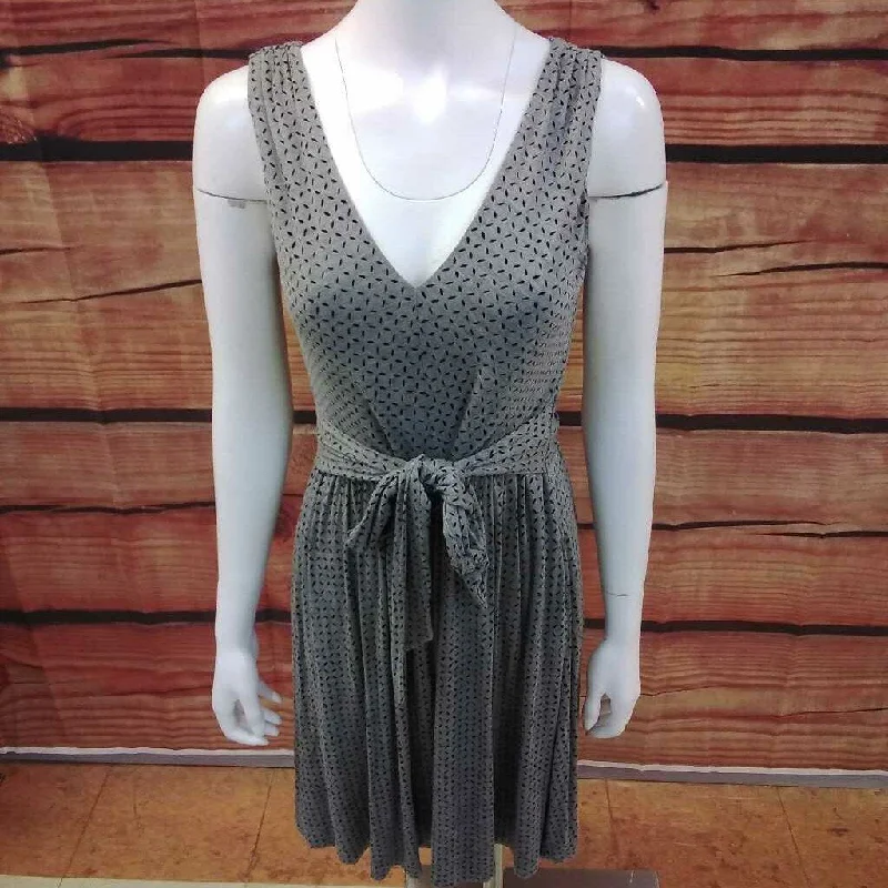 LOFT GRAY BLACK DRESS SIZE SMALL TCC Tunics Luxurious high-end