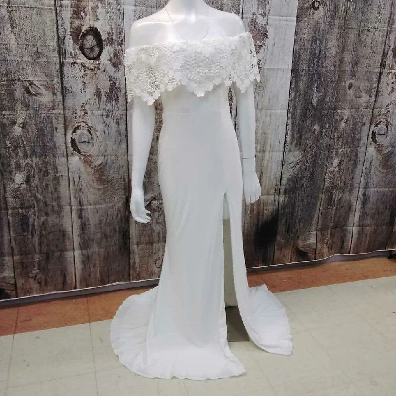 FAVIANA GLAMOUR LONG WHITE DRESS SIZE 4 TCC Tunics Solid Classic