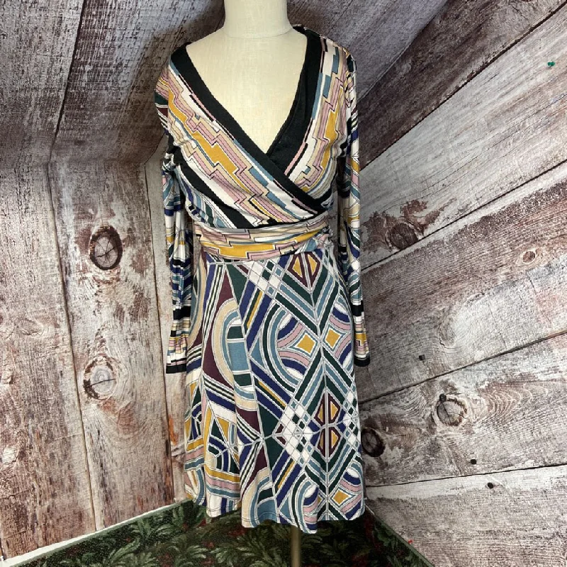 PAPILLON BLANC BLACK MULTI ABSTRACT PATTERN DRESS SIZE SMALL D2C Tunics Practical easy-care