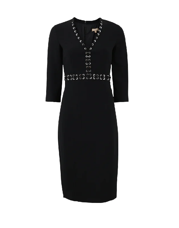 Grommet Sheath Dress Crew Neckline Sporty