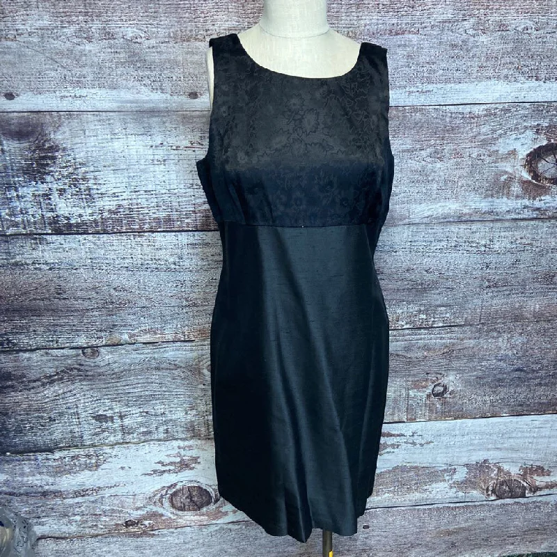 ANN TAYLOR BLACK FLORAL DRESS SIZE 12 D2C Tunics Luxurious premium