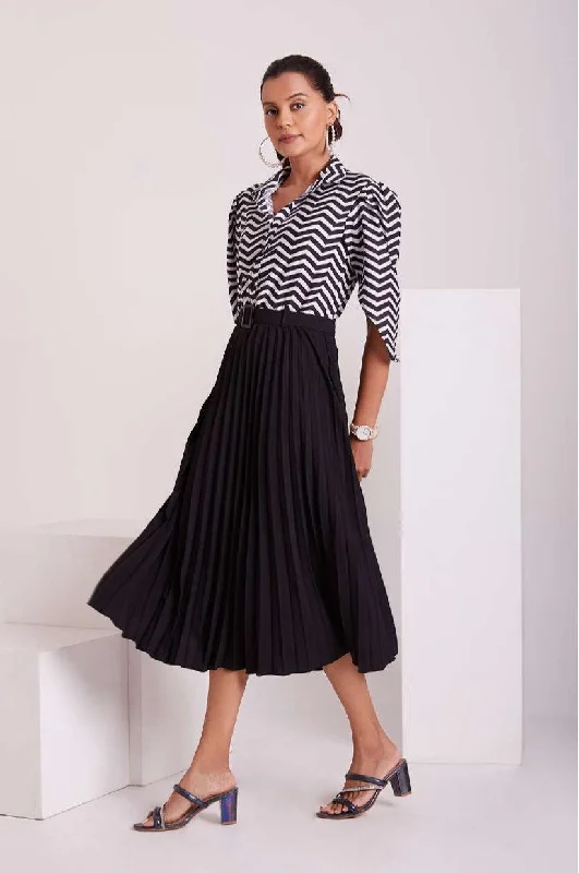 Black and White Pleated Western Wear Stylish Dress For Women Tunics Versatile stylish