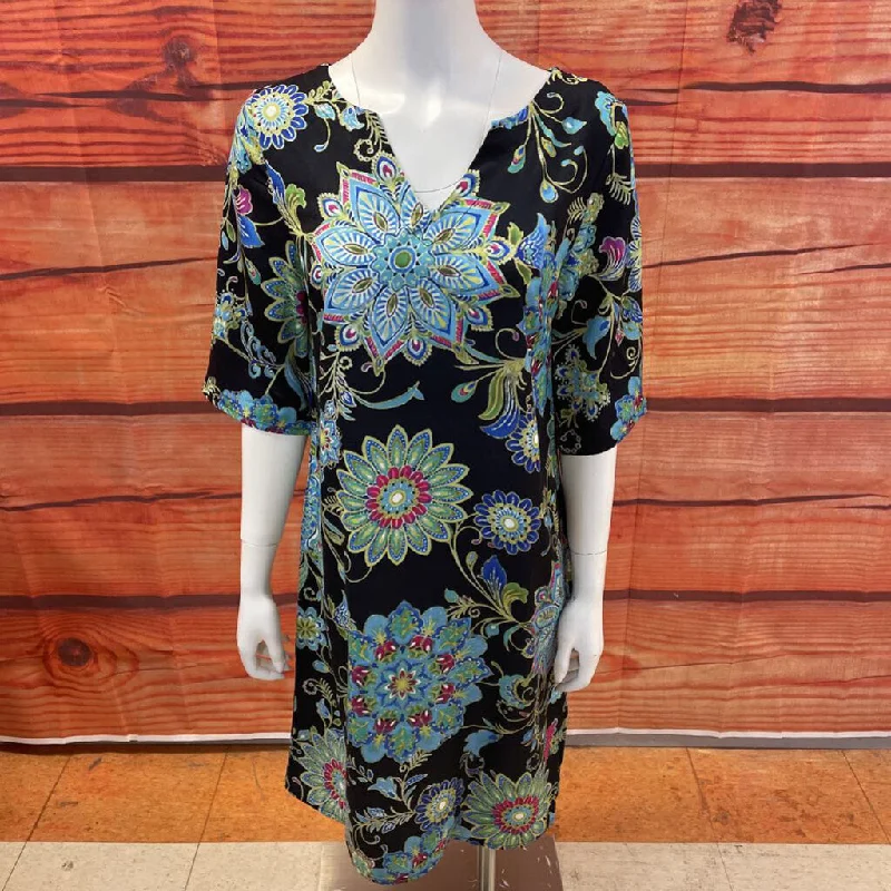 NWT JUST FASHION NOW BLACK FLORAL DRESS SIZE SMALL TCC Tunic Top Casual