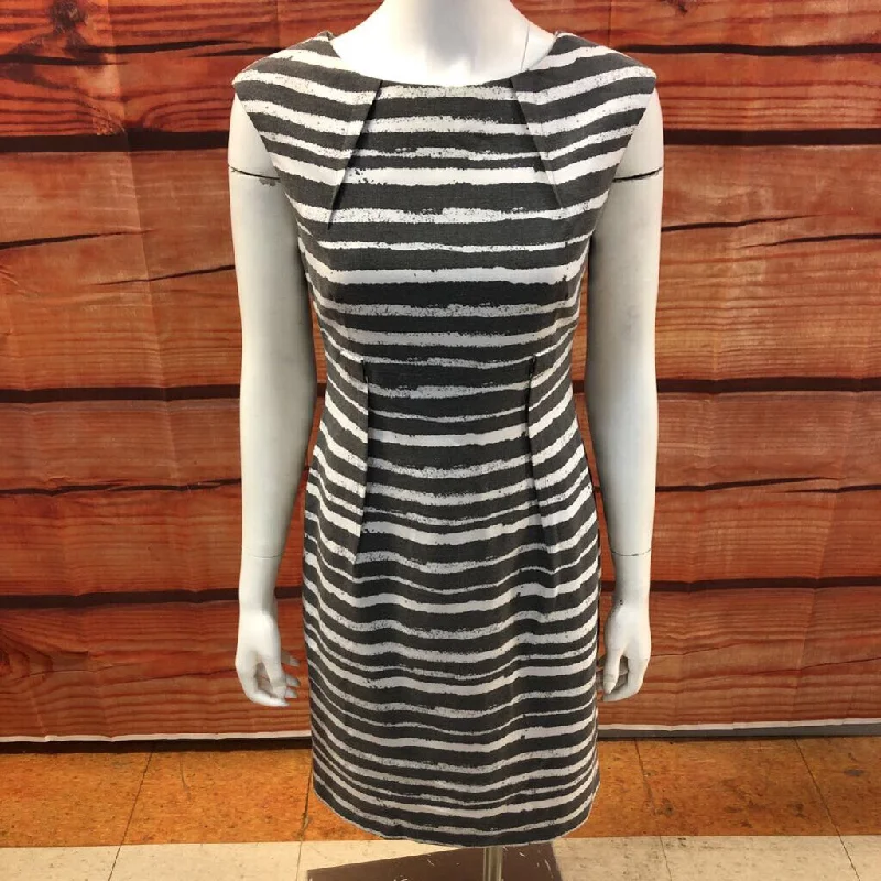 CALVIN KLEIN GRAY WHITE STRIPED DRESS SIZE 8 TCC Tunics Evening elegant