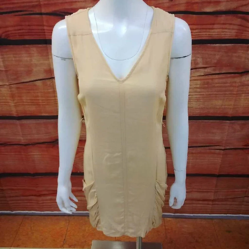 NWT BCBG PARIS LT AMBER DRESS SIZE XS TCC Tunics Cozy comfortable