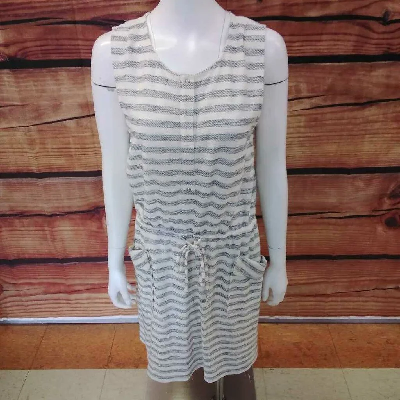 LOFT STRIPED DRAWSTRING DRESS SIZE MEDIUM TCC Turtleneck Neckline Stylish