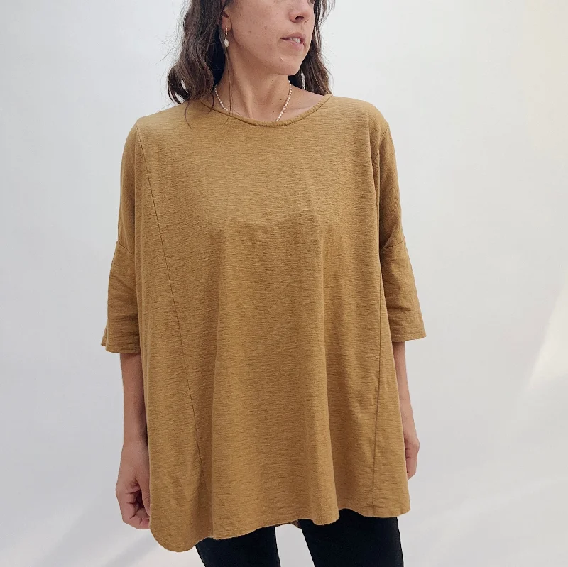 Cut Loose | One Size Pullover in Brass Cable Knit Chunky