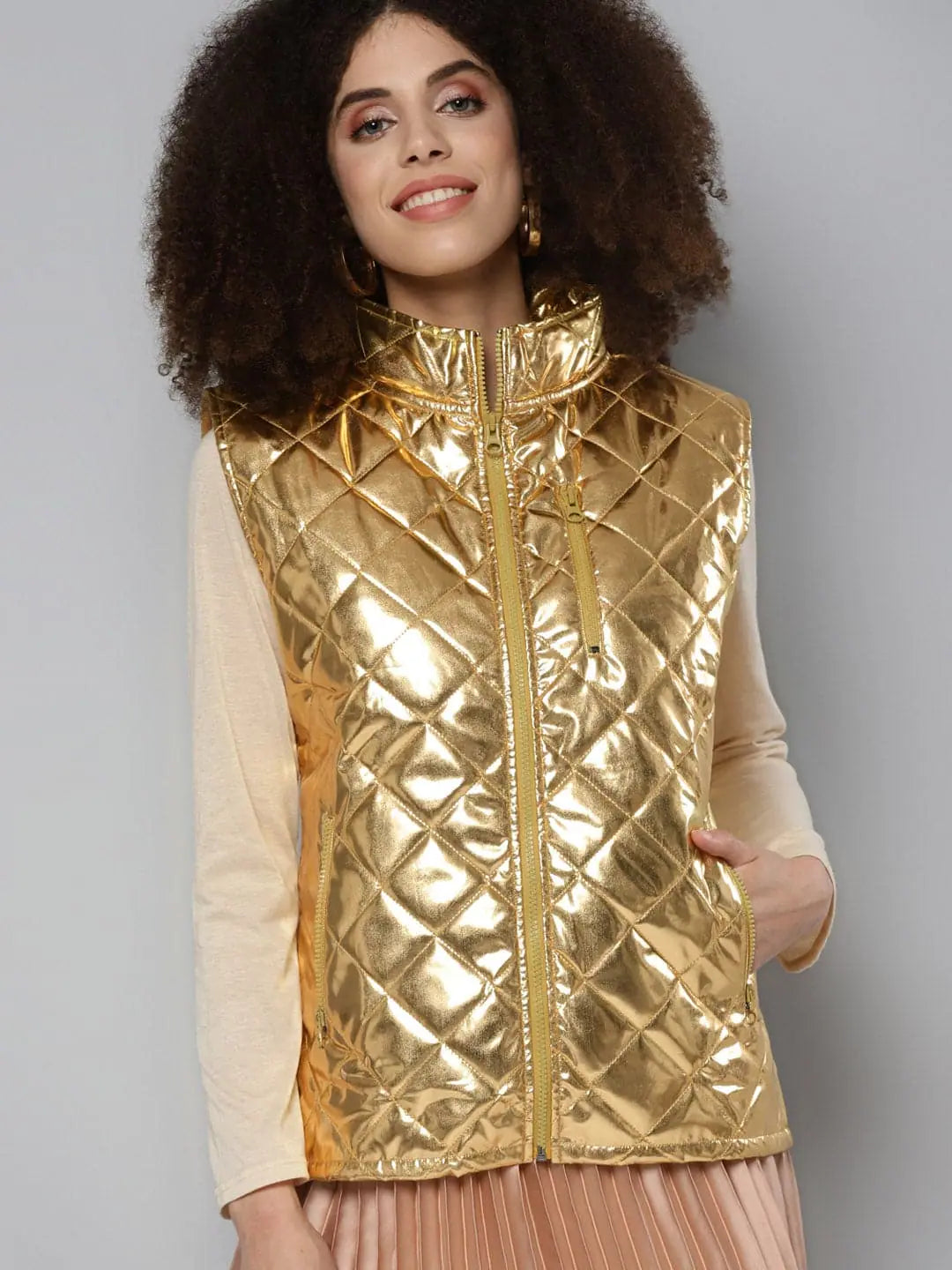 Women Solid Gold Sleeveless Jacket Welt Pockets Slit Pockets Flap Pockets