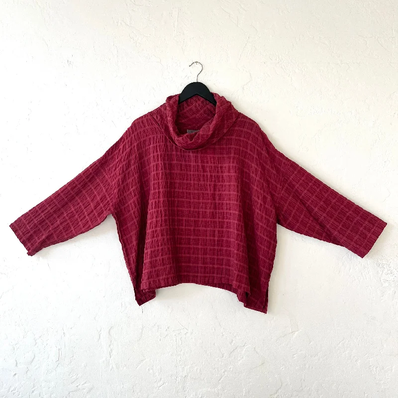 Eleven Stitch | Cowl Pullover in Masai Chunky Knit Pullover